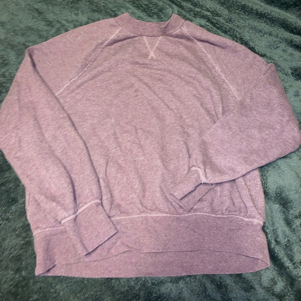 Universal Thread Women’s Crewneck